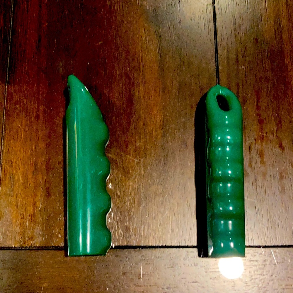 Plastic grip